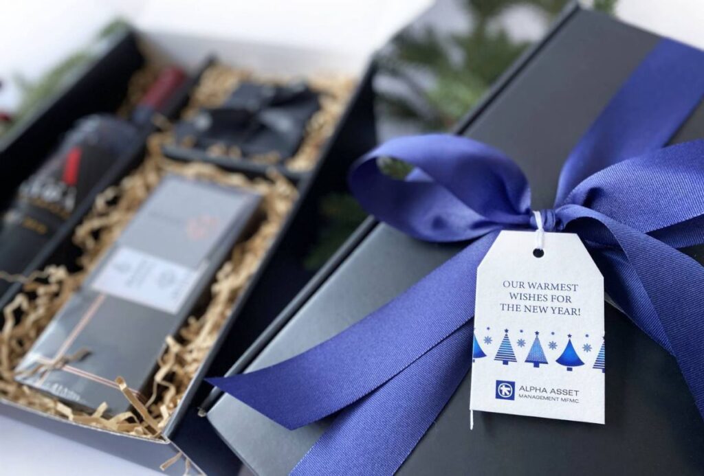 راهنمای کامل انتخاب هدایای تبلیغاتی مناسب برای برندهای حرفه ای